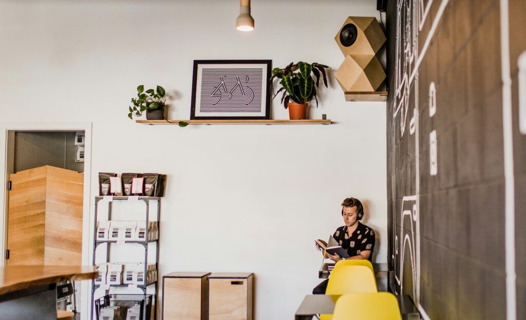 How Do I Market Myself As A Virtual Assistant?
